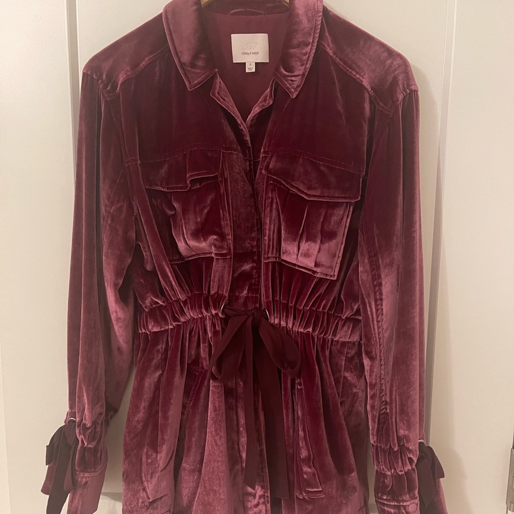 Cinq à Sept Deep pink  Velvet Blazer